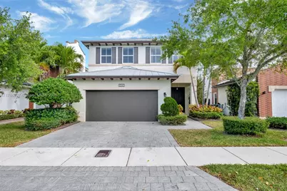 10543 NW 70th Ln, Doral, FL 33178 - Photo 1