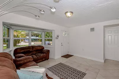 4560 SW 29th Ter, Dania Beach, FL 33312 - Photo 1