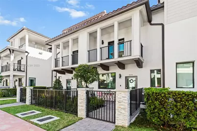 4575 NW 83rd Pkwy #4575, Doral, FL 33166 - Photo 1