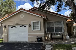 13429 NW 5th Ct, Plantation, FL 33325 - Photo 1