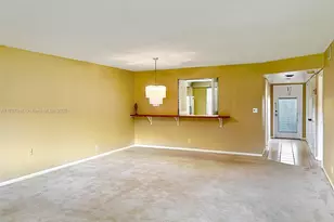291 S Hollybrook Dr, Pembroke Pines, FL 33025 - Photo 1