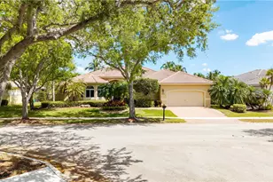 2678 Meadowood Dr, Weston, FL 33332 - Photo 1