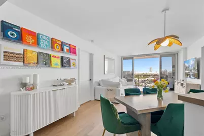 1900 Sunset Harbour Dr #911, Miami Beach, FL 33139 - Photo 1