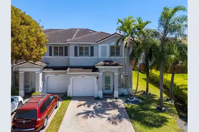 5609 NW 113th Ct, Doral, FL 33178 - Photo 1