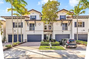 4718 S Prive Cir, Delray Beach, FL 33445 - Photo 1