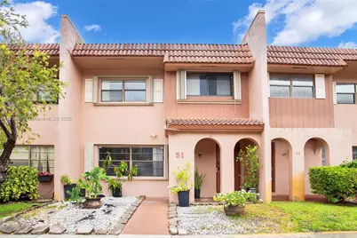 51 Matador Ln #2-23, Davie, FL 33324 - Photo 1