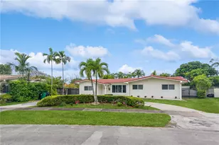 8235 SW 42nd St, Miami, FL 33155 - Photo 1