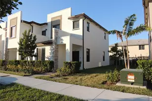 829 NE 211th St, Miami, FL 33179 - Photo 1