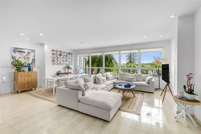 4925 Collins Ave #2G, Miami Beach, FL 33140 - Photo 1