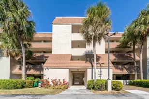 461 Ives Dairy Rd, Miami, FL 33179 - Photo 1