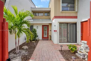 3092 Bermwood Ln, Hollywood, FL 33021 - Photo 1