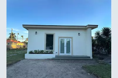 1100 Highview Rd, Lake Worth, FL 33462 - Photo 1