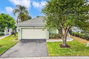 2719 Arrowwood Ct, Davie, FL 33328 - Photo 1