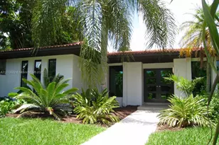 7125 SW 120th St, Pinecrest, FL 33156 - Photo 1