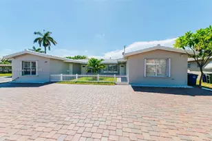 219 NE 11th Ave, Hallandale Beach, FL 33009 - Photo 1