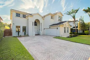 1411 SW 149th Pl, Miami, FL 33194 - Photo 1