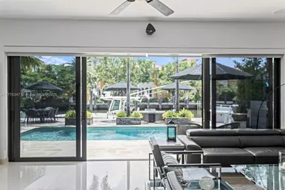 1762 SE 7th St, Fort Lauderdale, FL 33316 - Photo 1