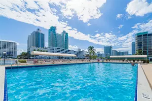 600 Parkview Dr, Hallandale Beach, FL 33009 - Photo 1