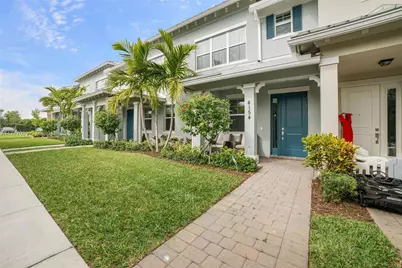 4154 Greenway Dr, Hollywood, FL 33021 - Photo 1