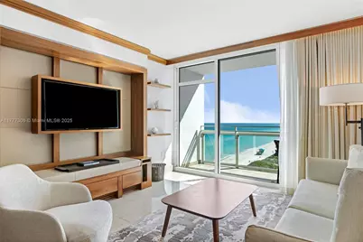 6801 Collins Ave #920, Miami Beach, FL 33141 - Photo 1