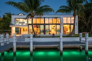 7960 Biscayne Point Cir, Miami Beach, FL 33141 - Photo 1