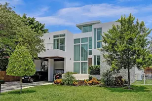 201 Buttonwood Dr, Key Biscayne, FL 33149 - Photo 1