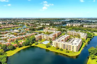 8897 Fontainebleau Blvd #307, Miami, FL 33172 - Photo 1