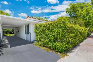 821 84th St, Miami Beach, FL 33141 - Photo 1