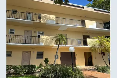 151 Berkley Rd #206, Hollywood, FL 33024 - Photo 1