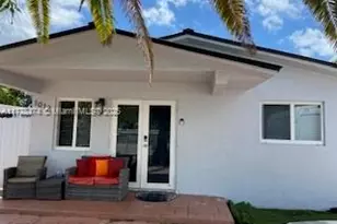 1012 E 20th St, Hialeah, FL 33013 - Photo 1