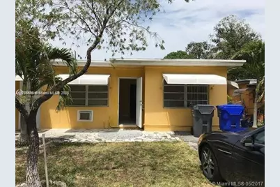 5643 Hayes St, Hollywood, FL 33021 - Photo 1