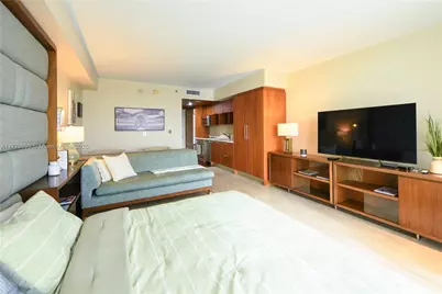 50 Biscayne Blvd #411, Miami, FL 33132 - Photo 1