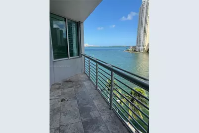 325 S Biscayne Blvd #621, Miami, FL 33131 - Photo 1