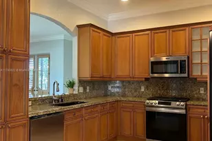 240 Isle Verde Way, Palm Beach Gardens, FL 33418 - Photo 1
