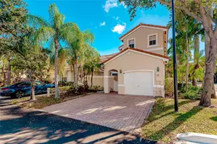1094 Redwood St, Hollywood, FL 33019 - Photo 1