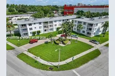 1600 NE 114th St #211, Miami, FL 33181 - Photo 1