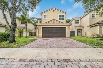 1557 SE 20th Ter, Homestead, FL 33035 - Photo 1