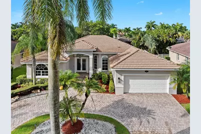 1807 Victoria Pointe Cir, Weston, FL 33327 - Photo 1