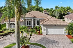 1807 Victoria Pointe Cir, Weston, FL 33327 - Photo 1