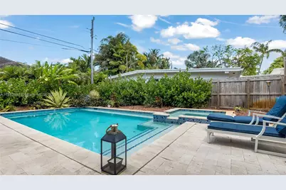 1621 N Victoria Park Rd, Fort Lauderdale, FL 33305 - Photo 1