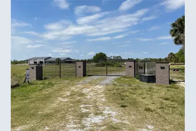 2105 86th Ave SW, Vero Beach, FL 32968 - Photo 1