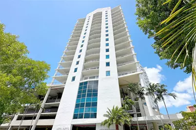 10 SW South River Dr #610, Miami, FL 33130 - Photo 1