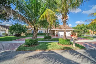 4991 NW 72nd Ter, Lauderhill, FL 33319 - Photo 1