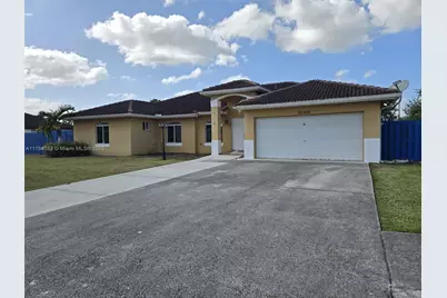 20209 SW 325th St, Homestead, FL 33030 - Photo 1