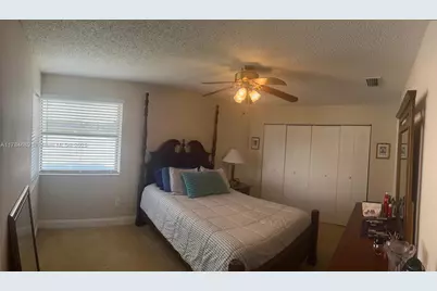 929 Hamilton Dr #929E, Homestead, FL 33034 - Photo 1