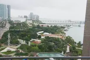 325 S Biscayne Blvd, Miami, FL 33131 - Photo 1