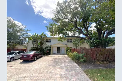 530 NE 15th Ct #7, Fort Lauderdale, FL 33304 - Photo 1
