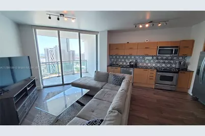 350 S Miami Ave #3713, Miami, FL 33130 - Photo 1