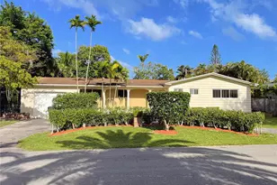 5965 SW 64th Pl, South Miami, FL 33143 - Photo 1