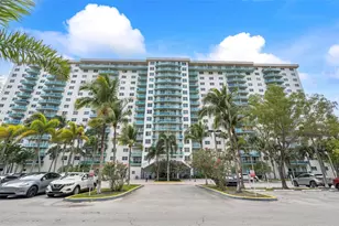 19390 Collins Ave, Sunny Isles Beach, FL 33160 - Photo 1